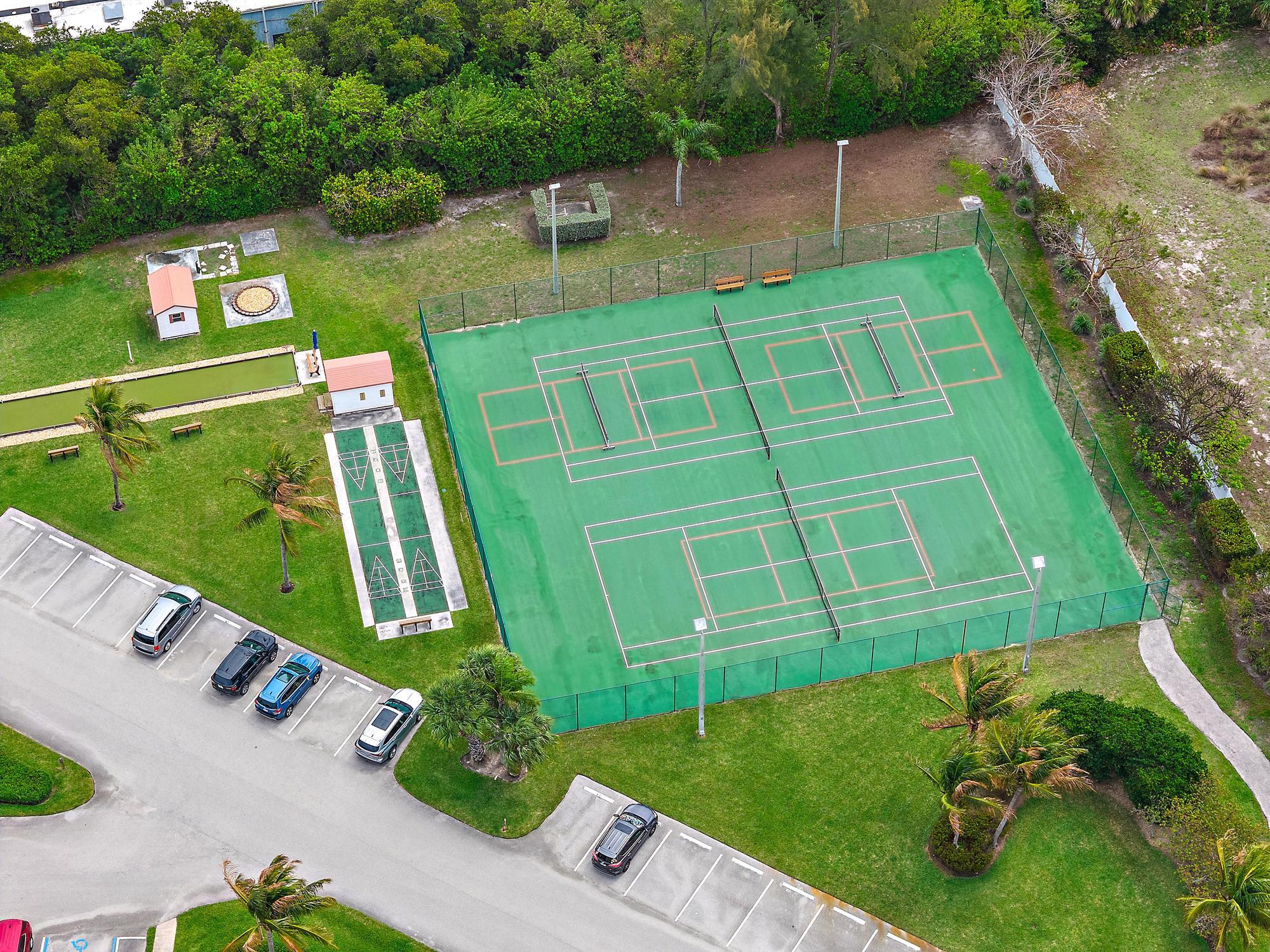 JENSEN BEACH CLUB CONDO - Residential