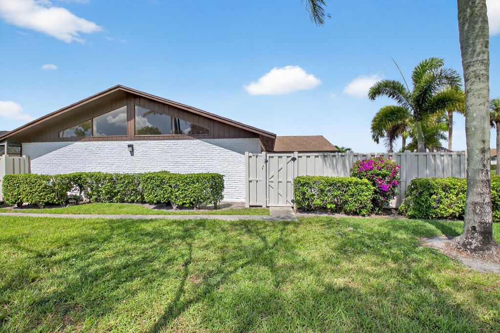 Photo of 9818 Boca Gardens Trail #B, Boca Raton, FL 33496 (MLS # F10511603)