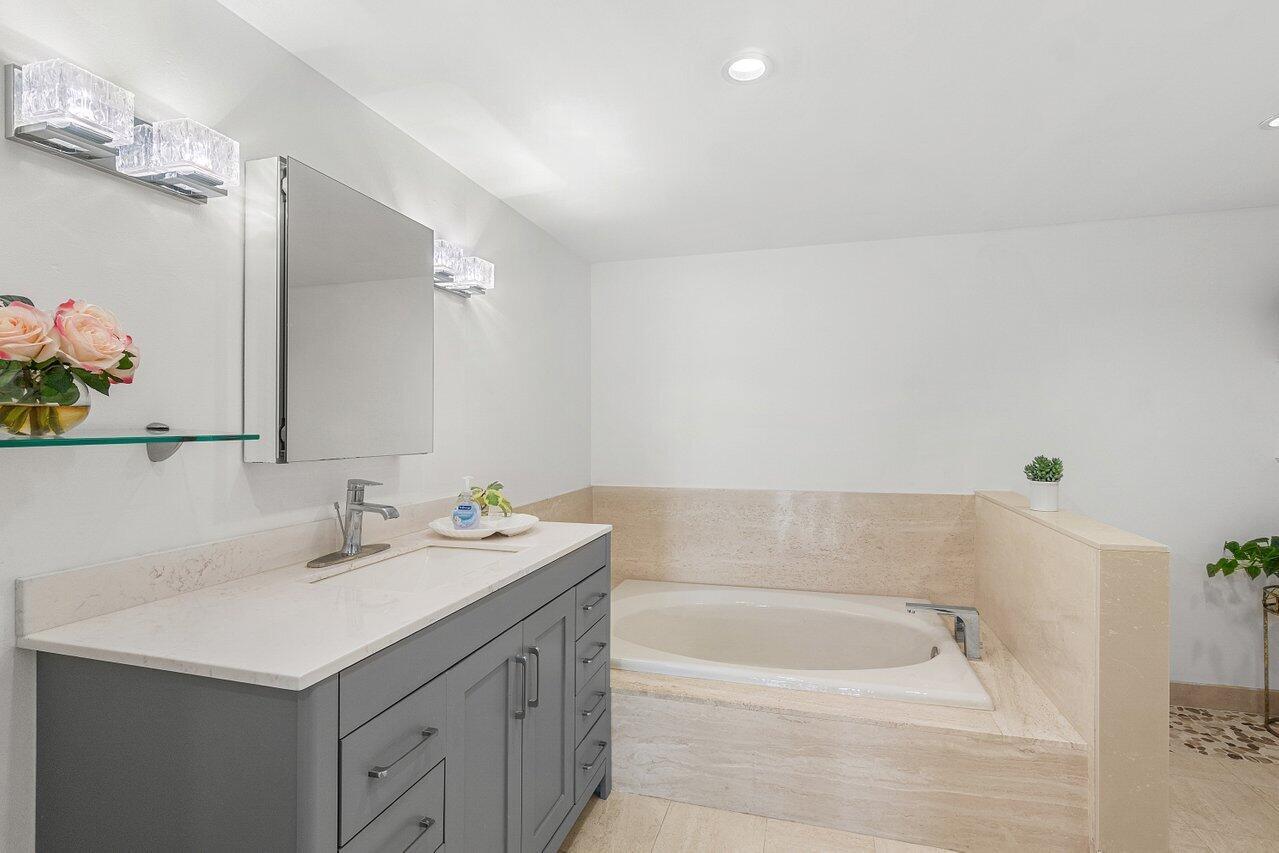 SEA RANCH CLUB OF BOCA - Residential Lease