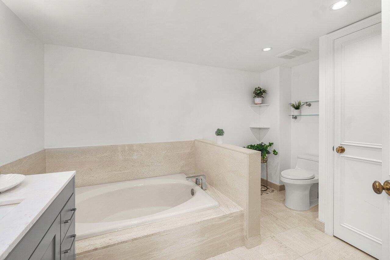 SEA RANCH CLUB OF BOCA - Residential Lease