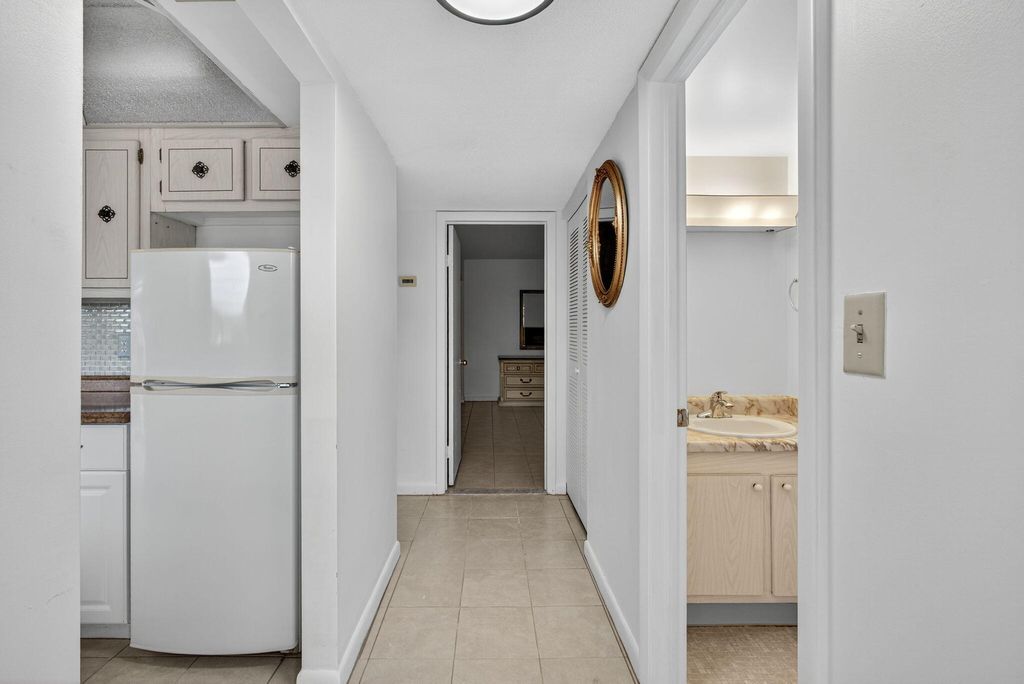 Photo of 26 Golfs Edge #F, West Palm Beach, FL 33417 (MLS # R11165780)