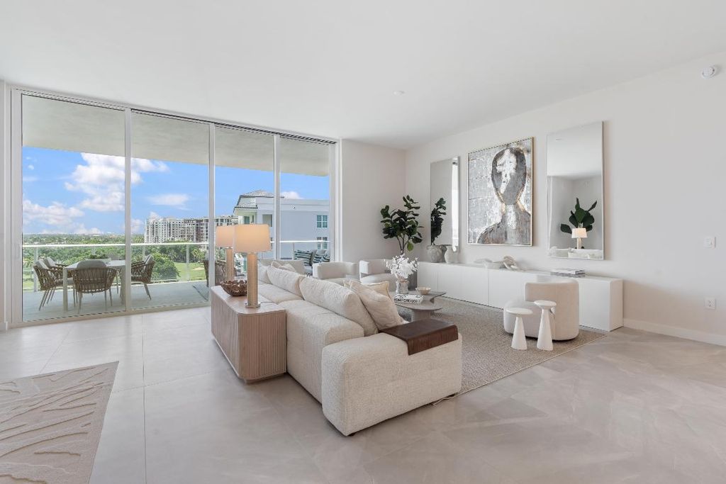 Photo of 220 SE Mizner Boulevard #Ph920, Boca Raton, FL 33432 (MLS # R11145957)