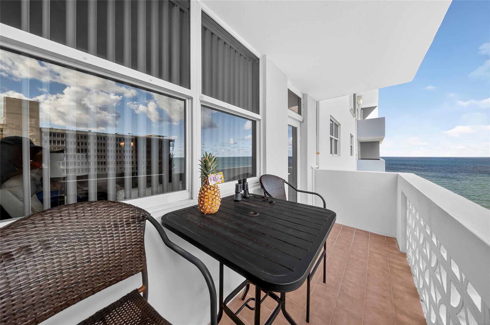 GALT TOWERS - Residential