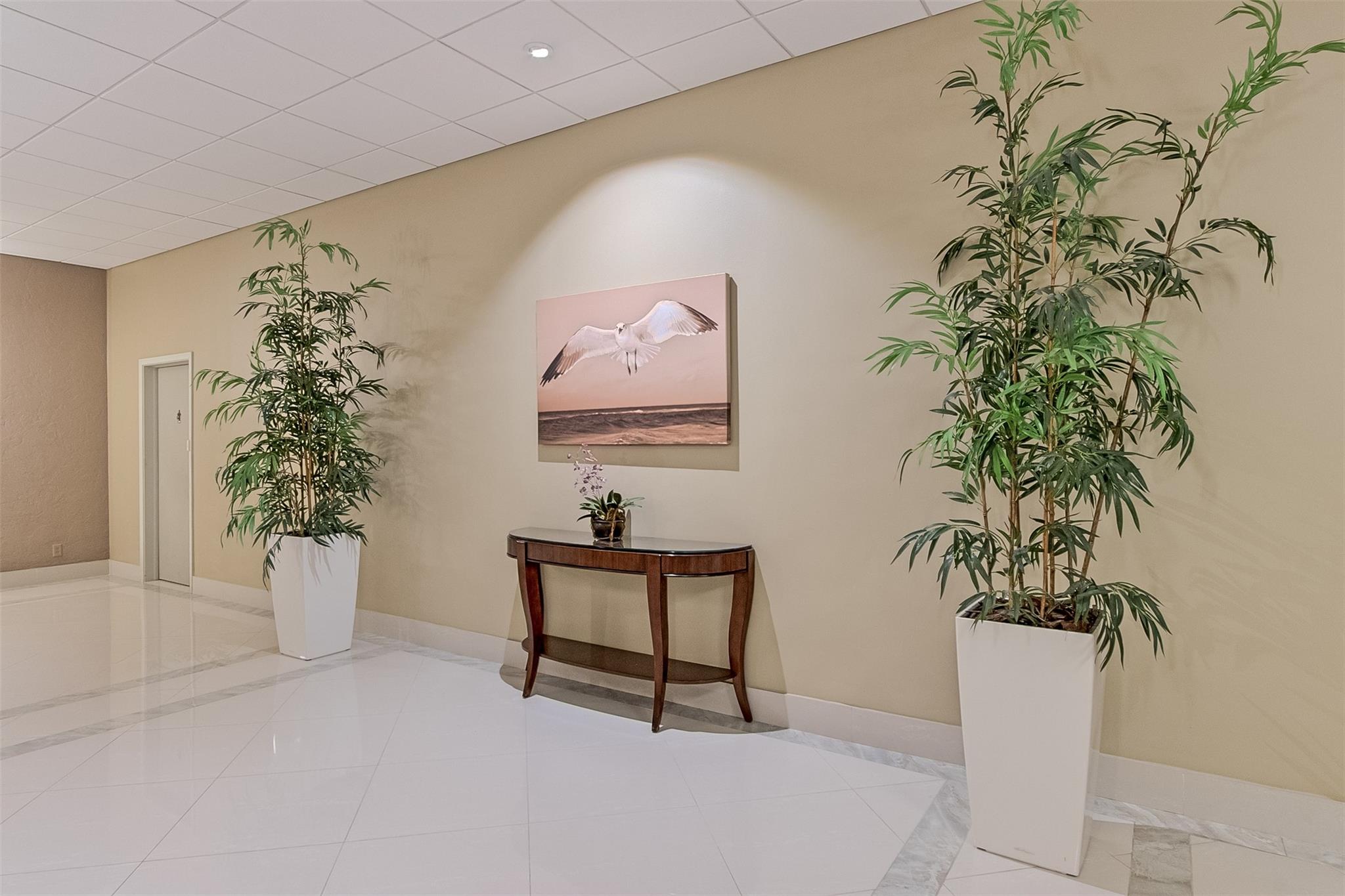 GALT TOWERS - Residential