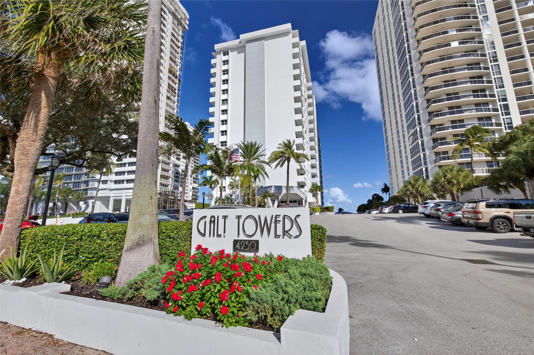 GALT TOWERS - Residential