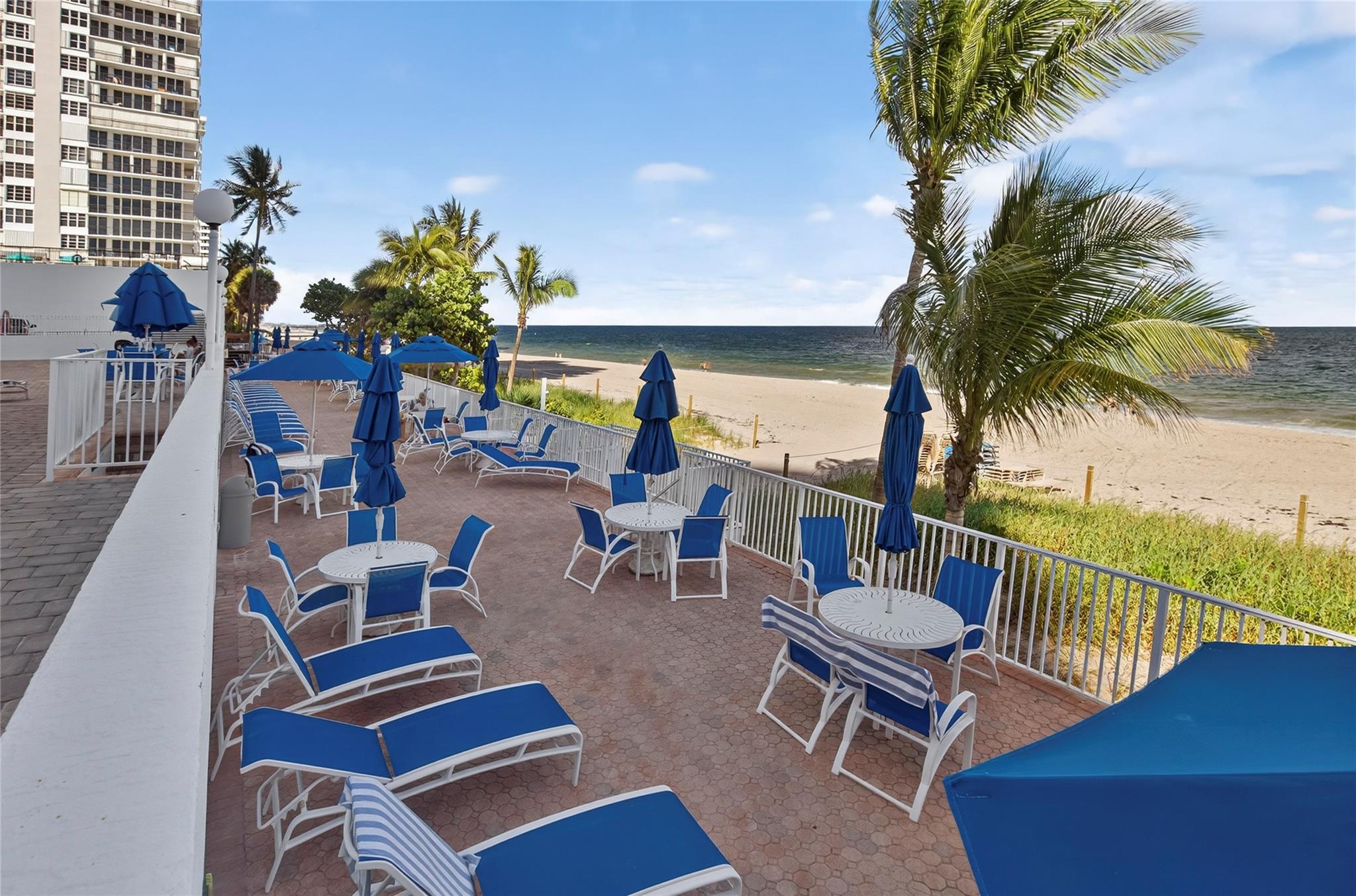 GALT TOWERS - Residential