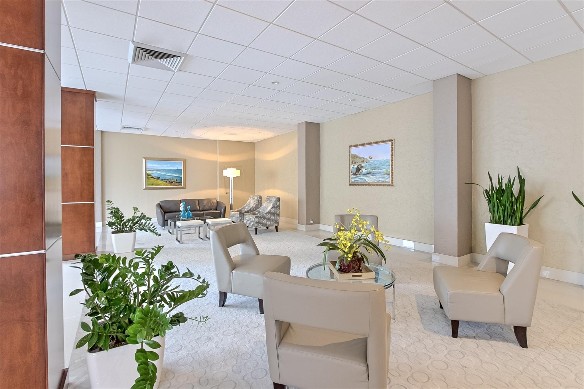 GALT TOWERS - Residential