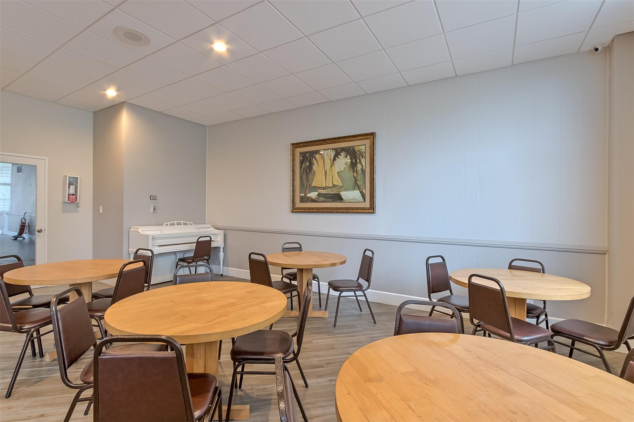 GALT TOWERS - Residential