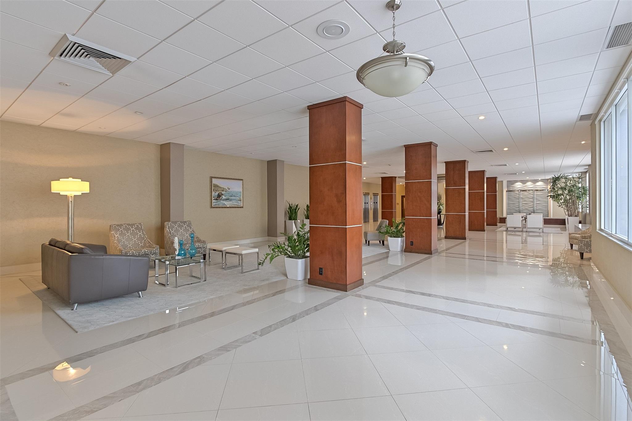 GALT TOWERS - Residential