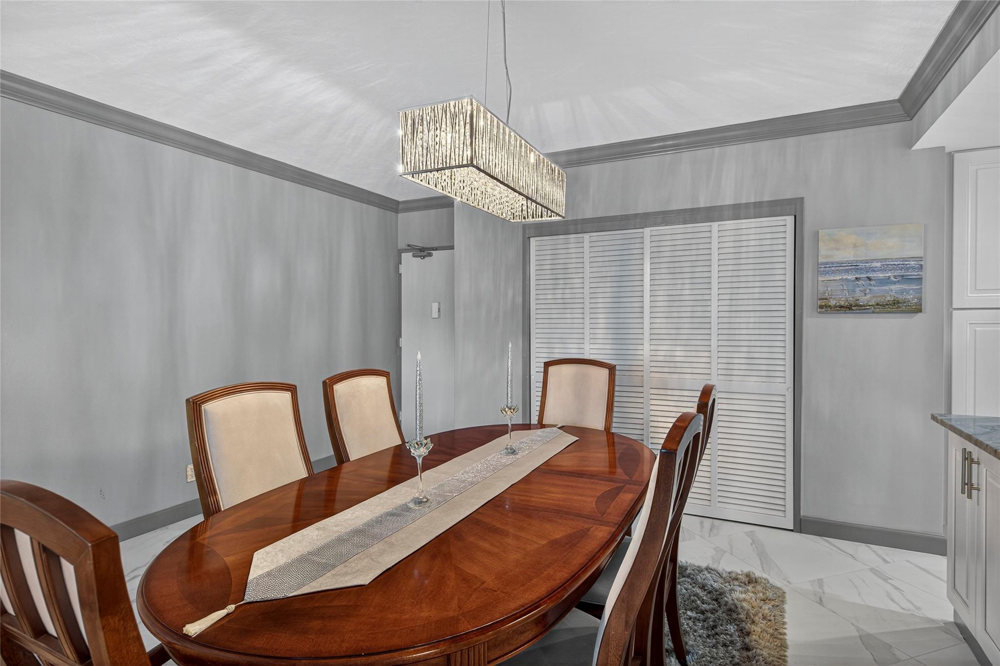 GALT TOWERS - Residential