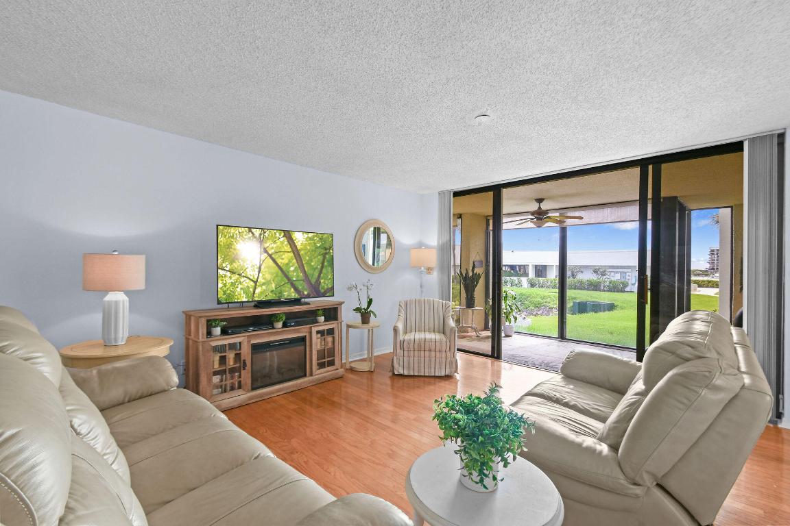 SANDPOINTE BAY CONDO - Residential