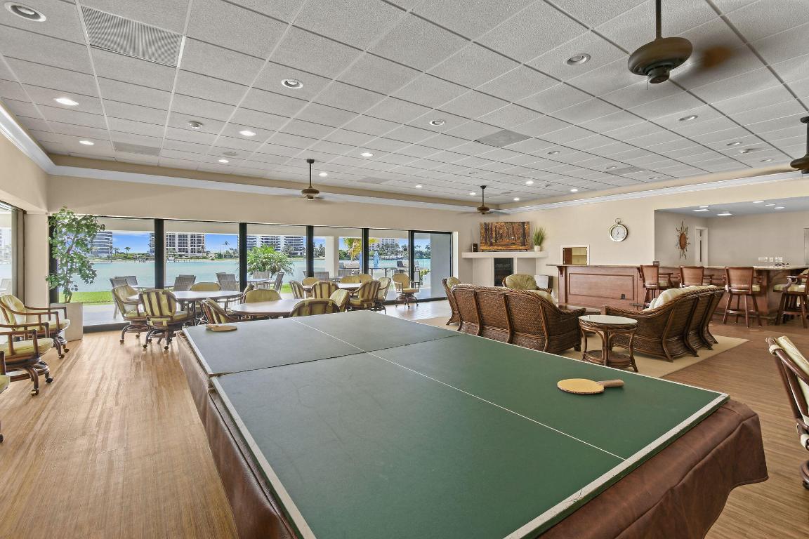 SANDPOINTE BAY CONDO - Residential