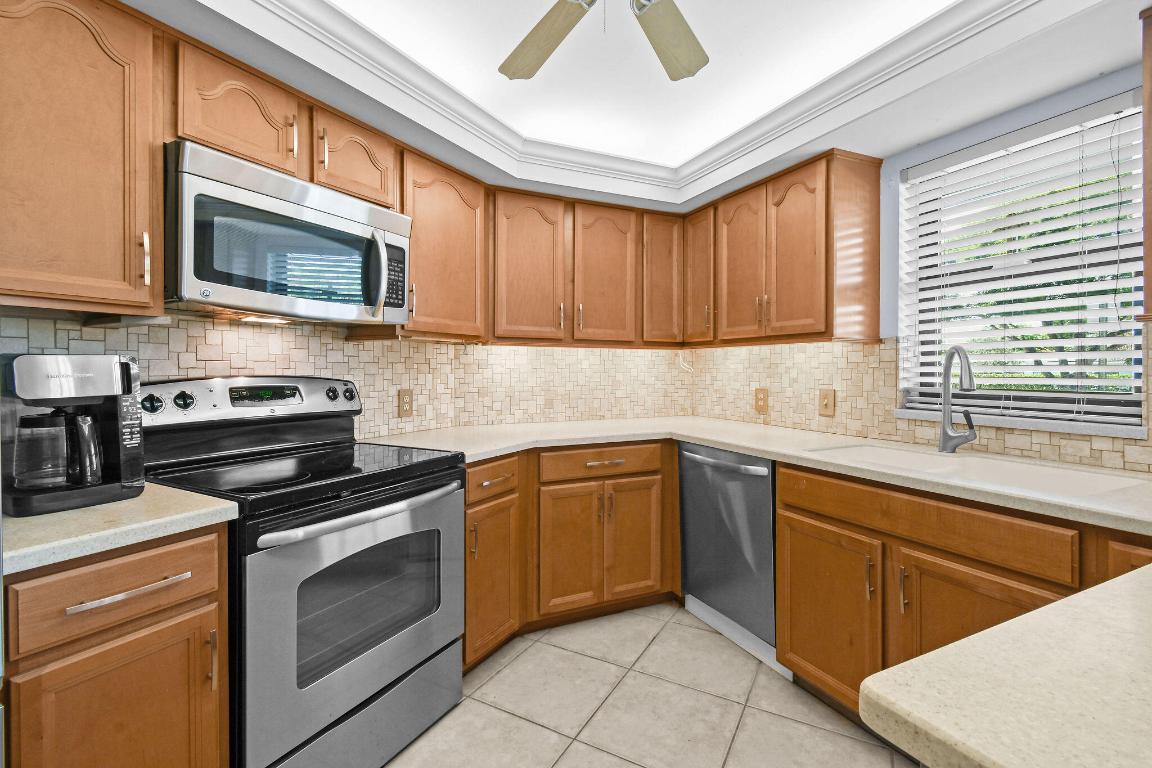 SANDPOINTE BAY CONDO - Residential