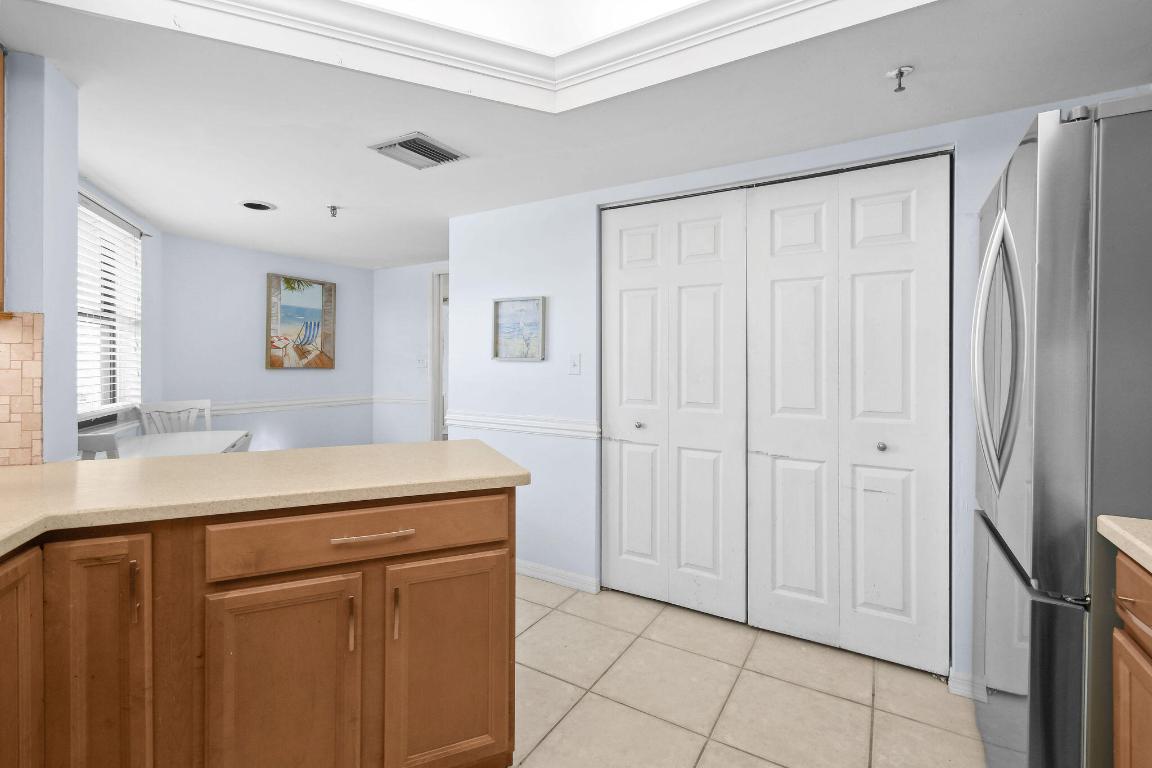 SANDPOINTE BAY CONDO - Residential