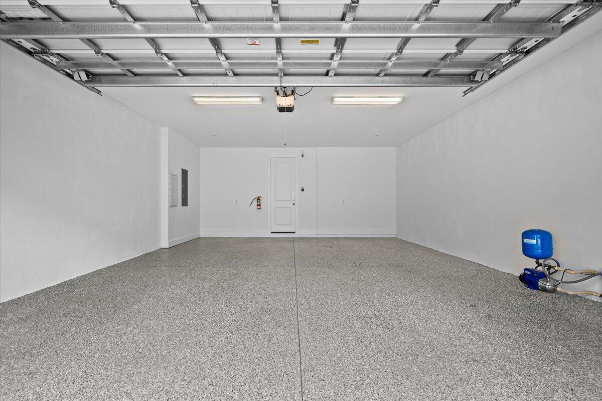 ALTON NEIGHBORHOOD - Residential