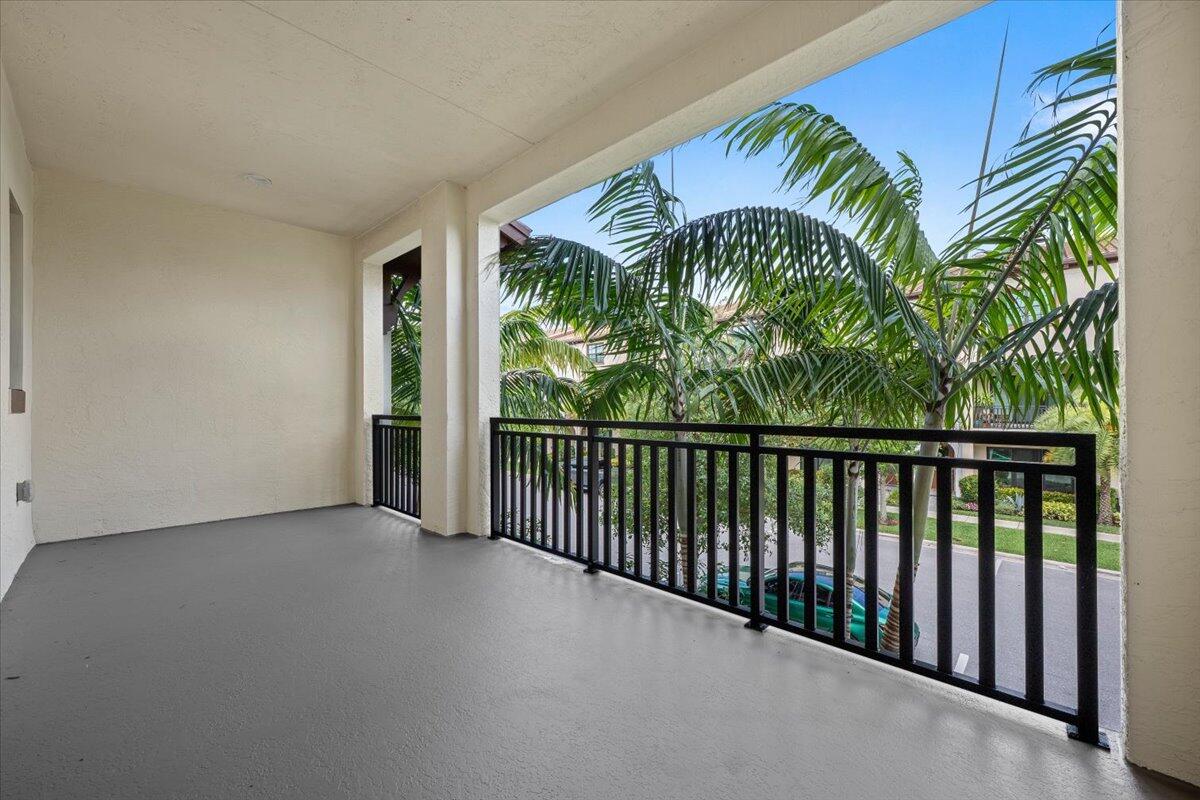 ALTON NEIGHBORHOOD - Residential