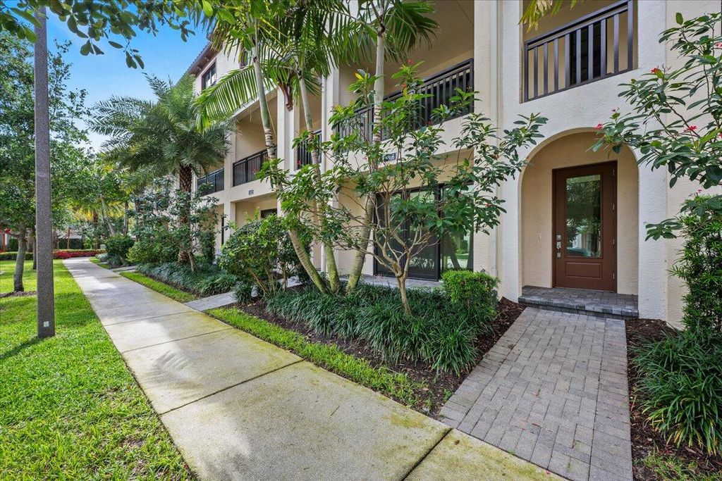Photo of 5316 Sagan Lane, Palm Beach Gardens, FL 33418 (MLS # B26012236)