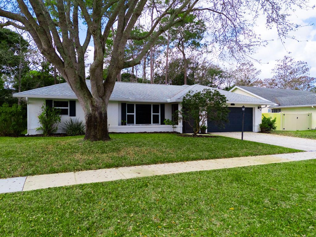 Photo of 14187 Aster Avenue, Wellington, FL 33414 (MLS # R11167085)