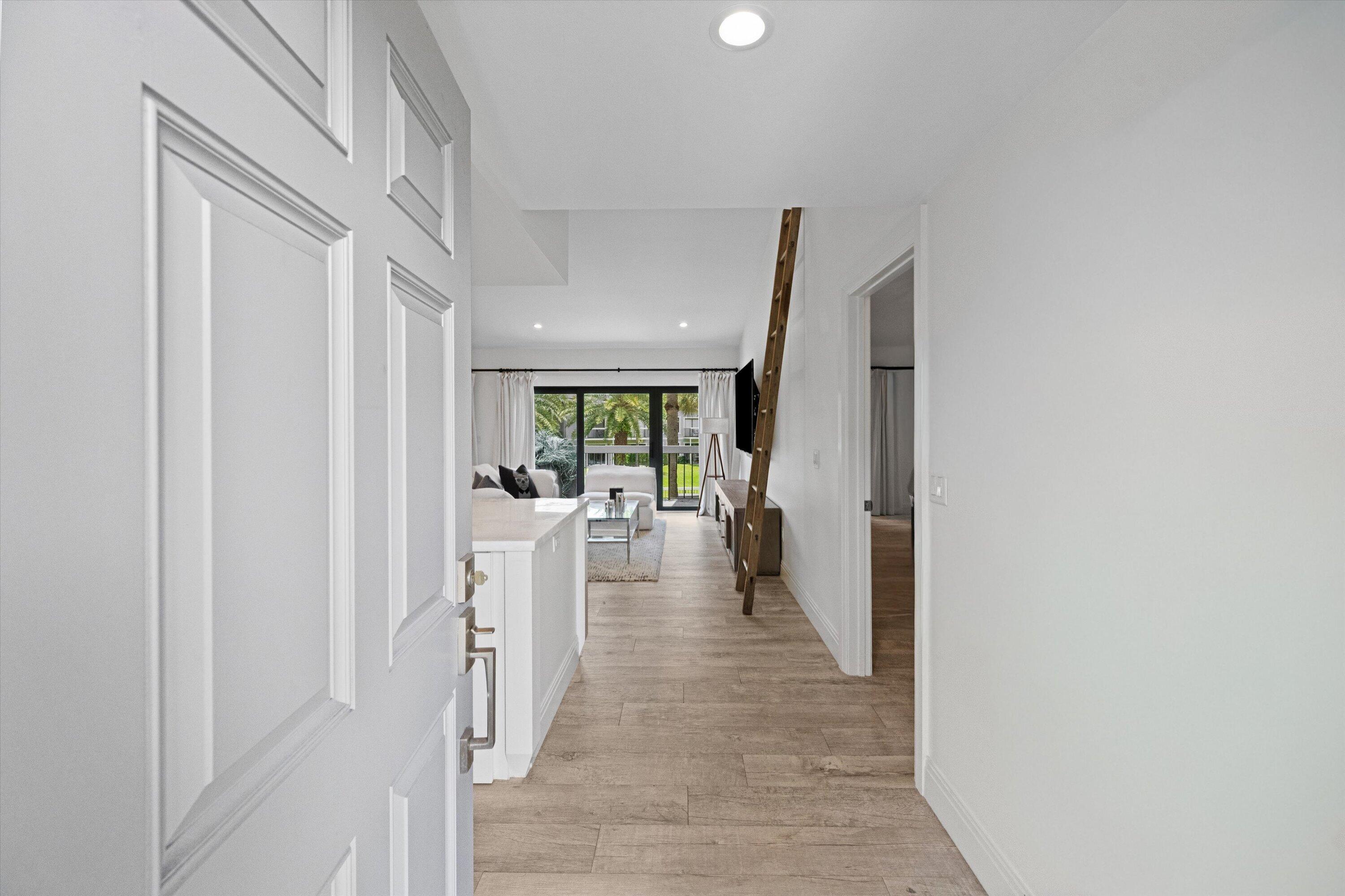 Properties 11863 Wimbledon Circle 533
