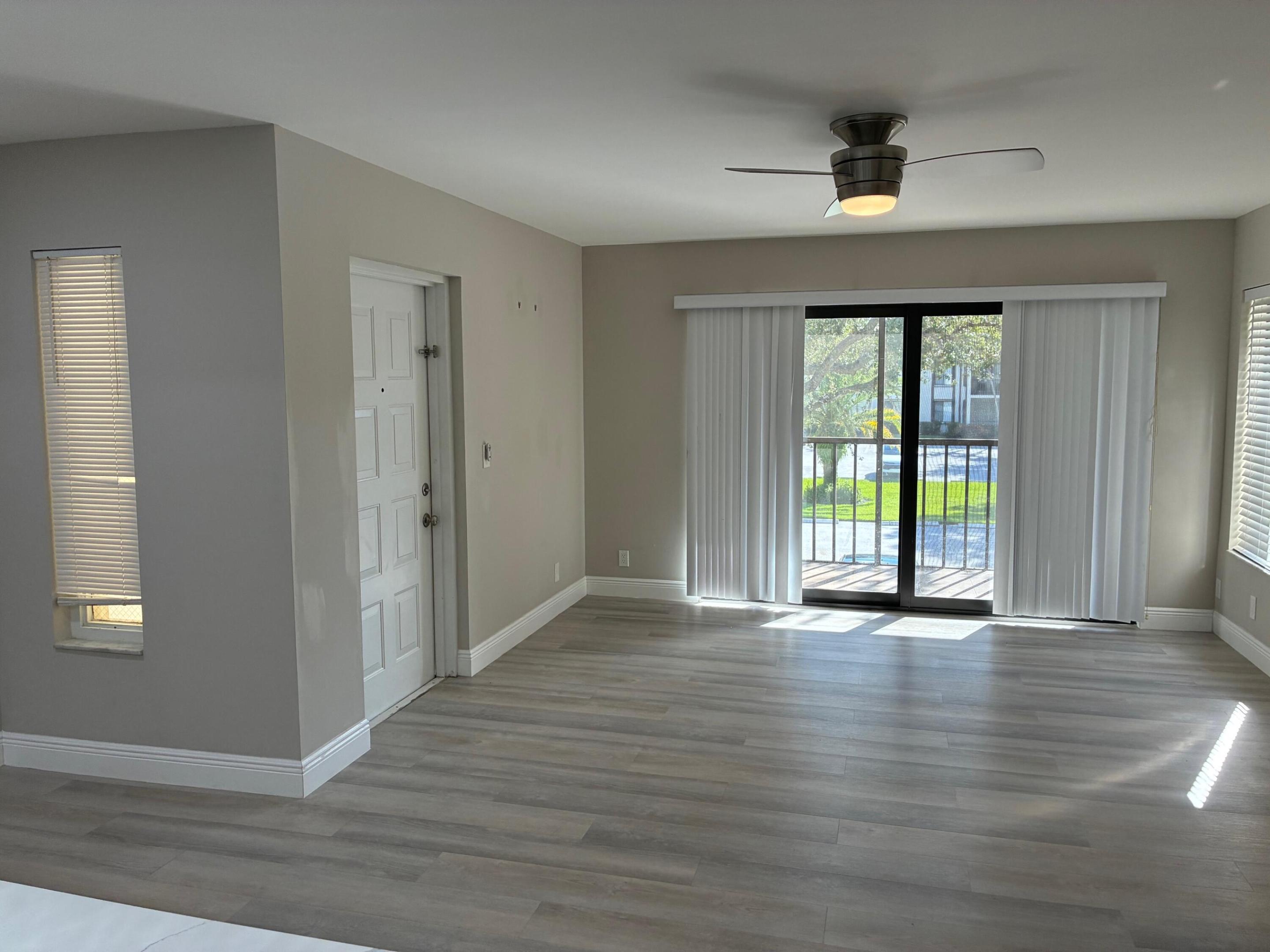 1965 SW SILVER PINE Way 118-A2