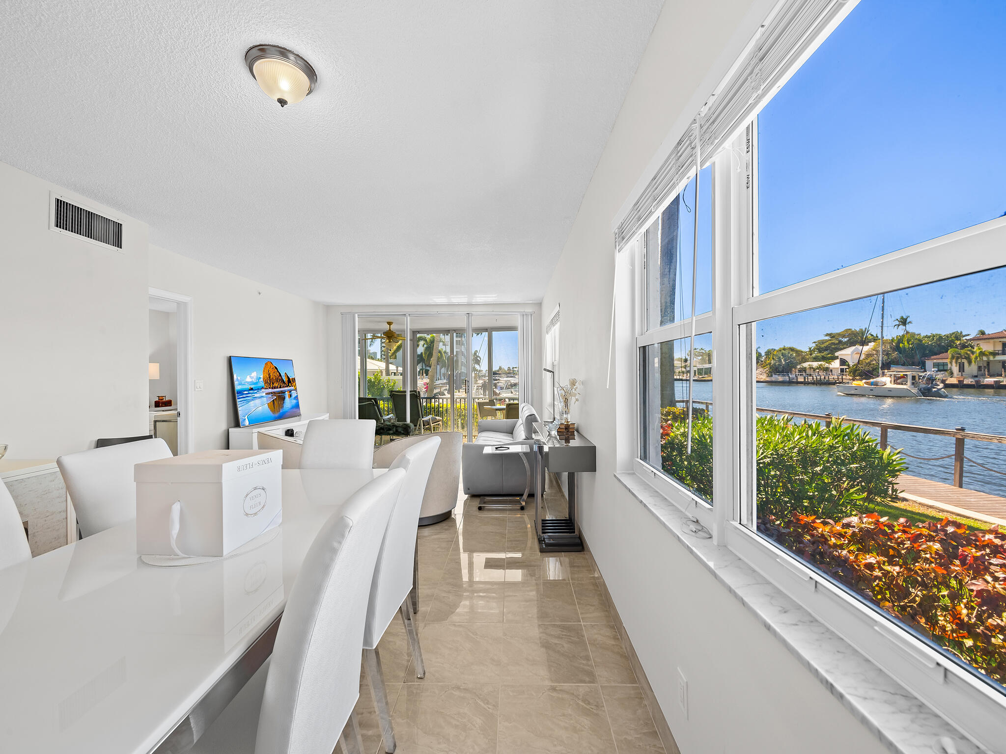 SEAGATE OF HIGHLAND CONDO - Residential Lease