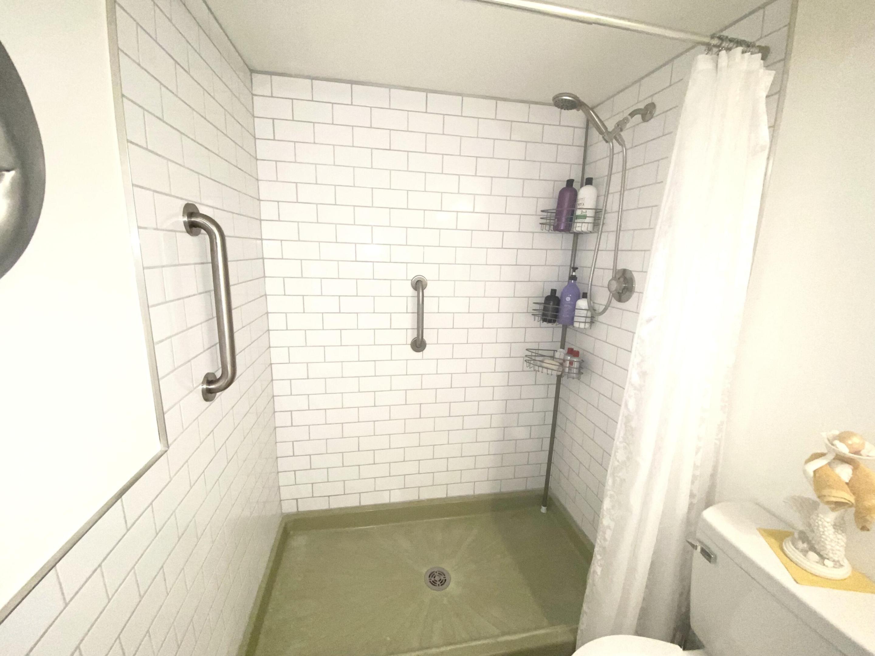 SABAL PINE - Residential