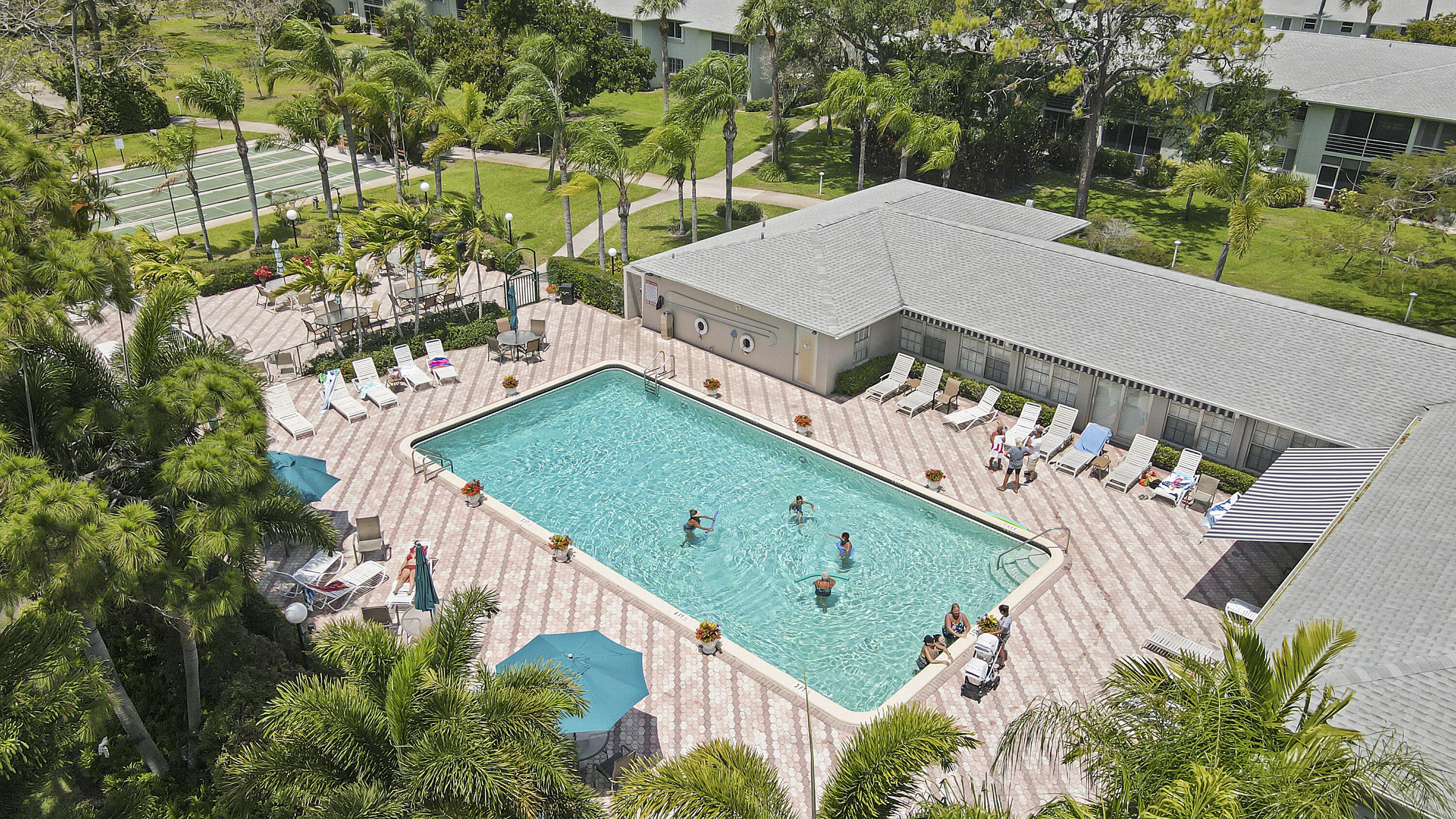 SABAL PINE - Residential