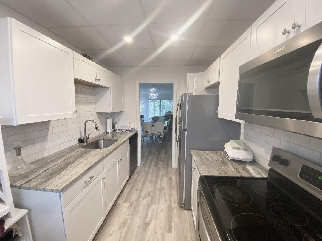 SABAL PINE - Residential