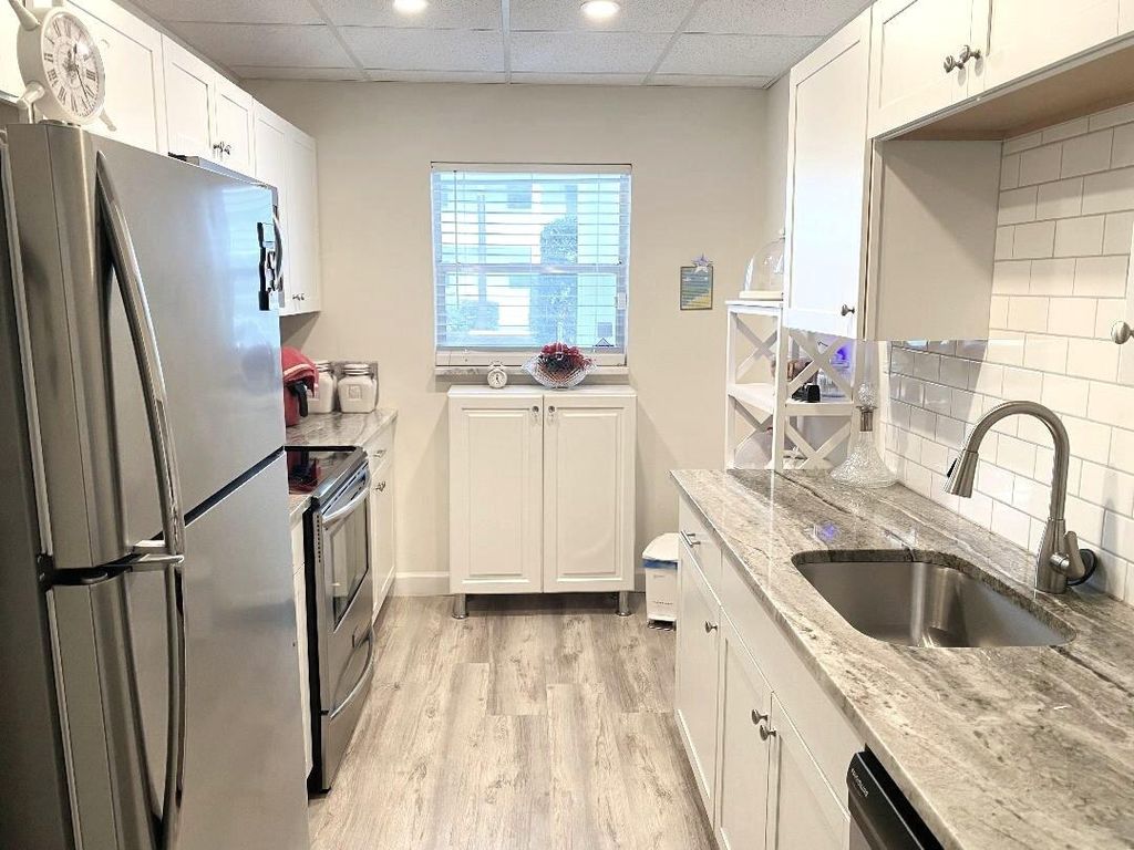 Photo of 2760 SW 22nd Avenue #1707, Delray Beach, FL 33445 (MLS # B26005061)