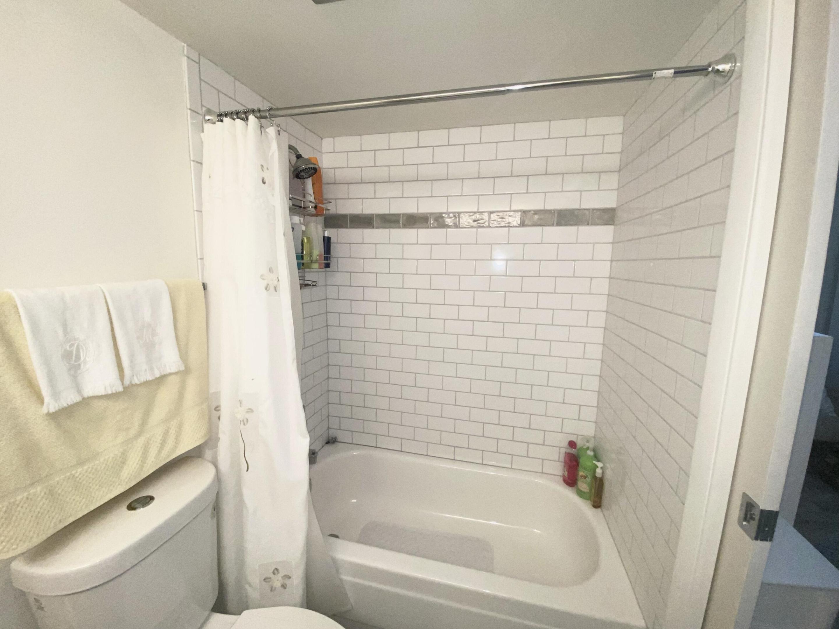 SABAL PINE - Residential