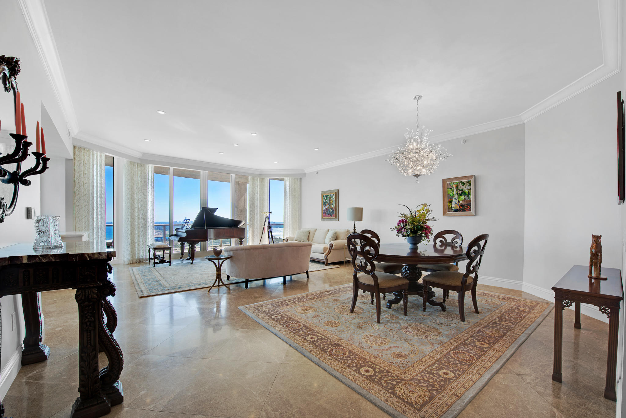 RITZ CARLTON RESIDENCE - Residential