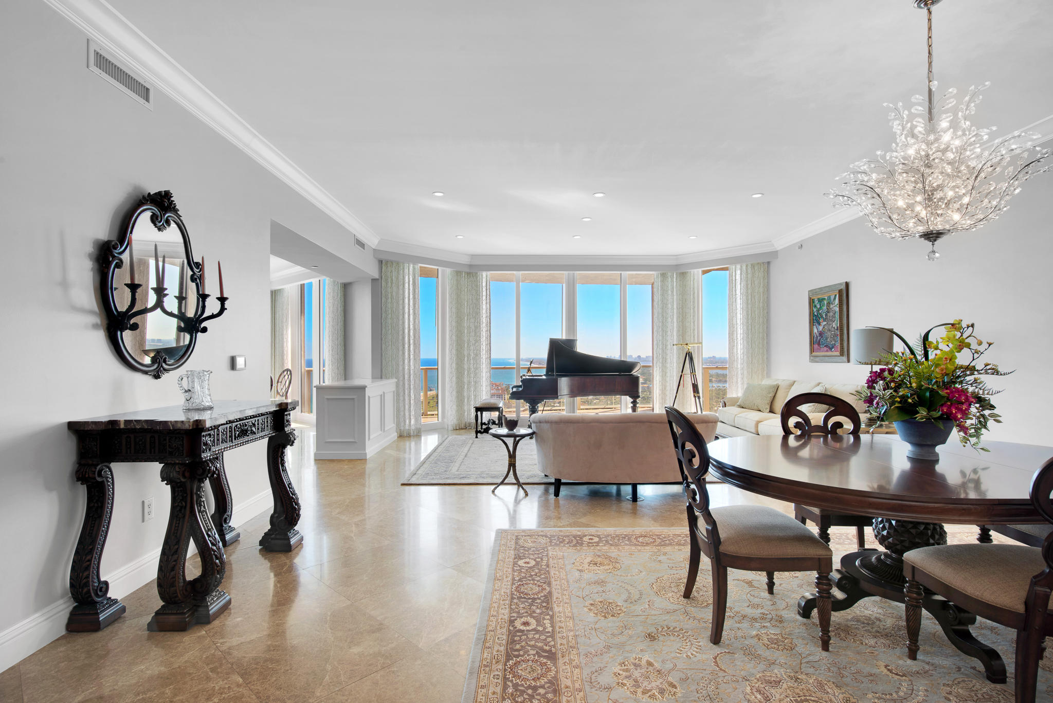 RITZ CARLTON RESIDENCE - Residential