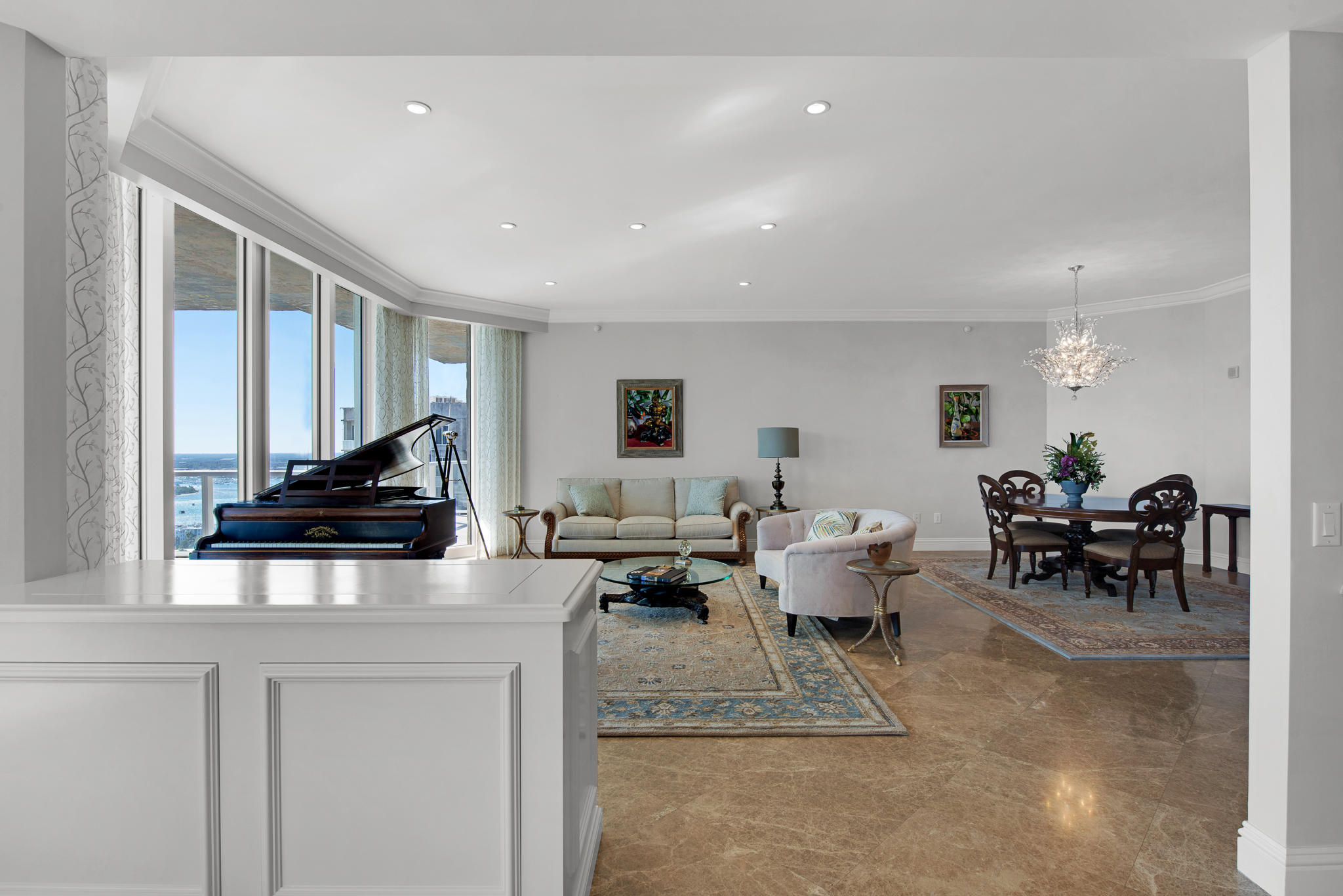 RITZ CARLTON RESIDENCE - Residential