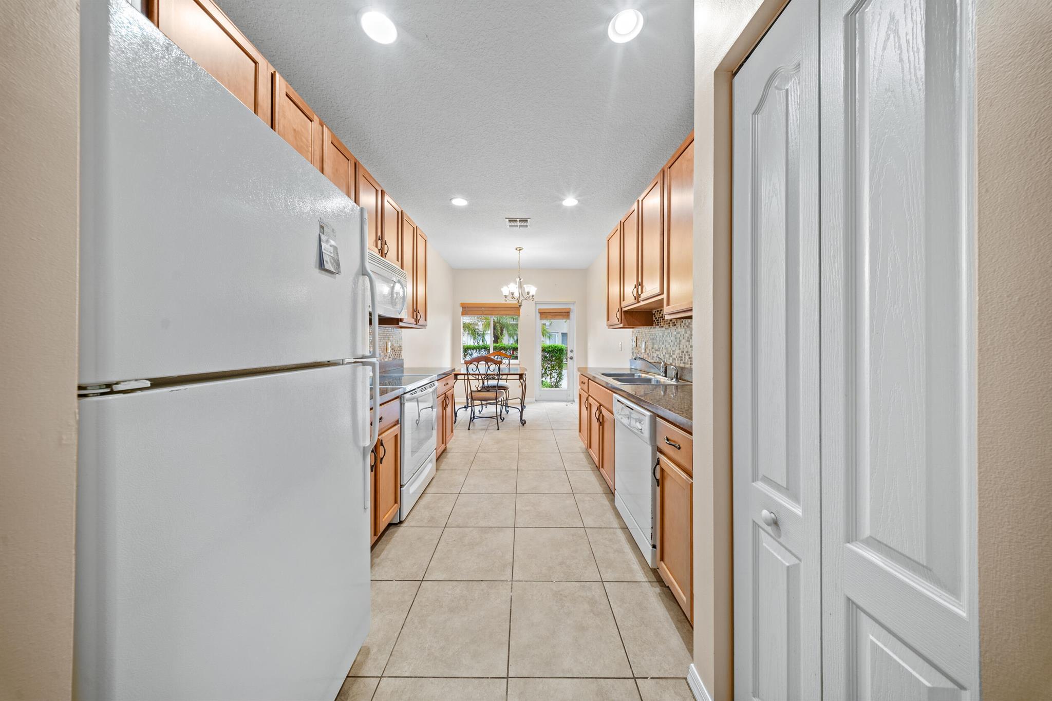 EAST LAKE VILLAGE NO 3 - Residential