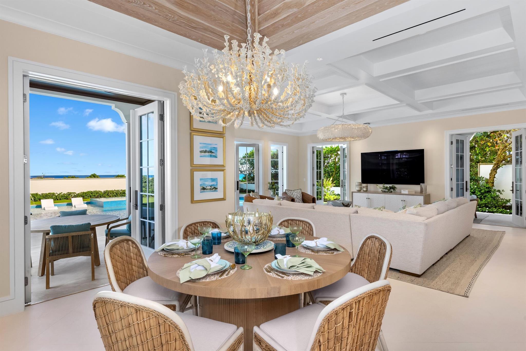 PALM BEACH ESTATES - Residential