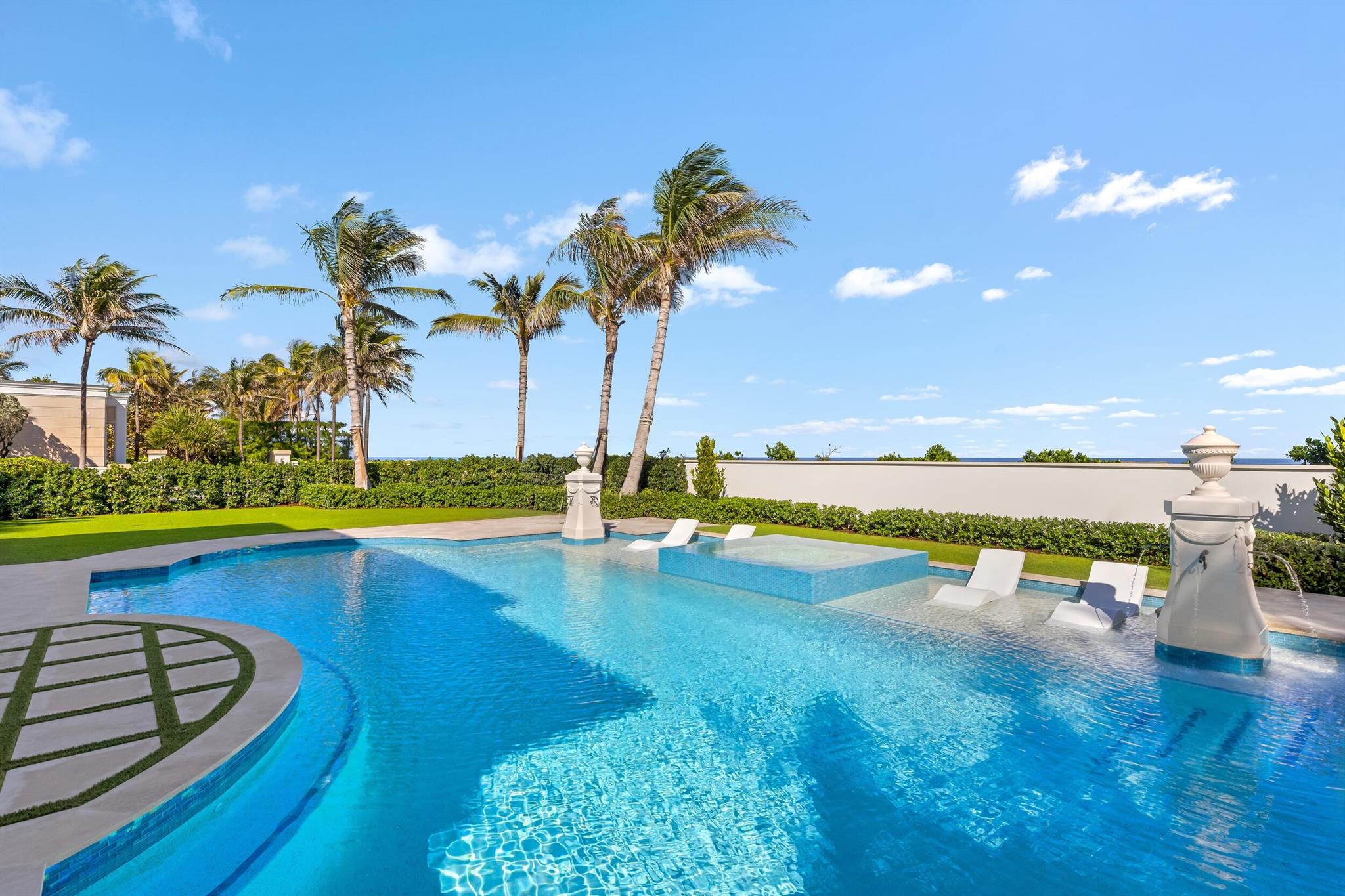 PALM BEACH ESTATES - Residential