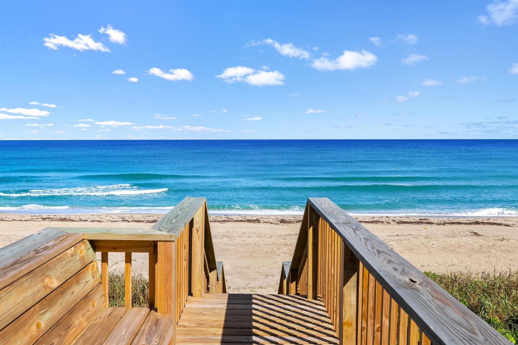 PALM BEACH ESTATES - Residential