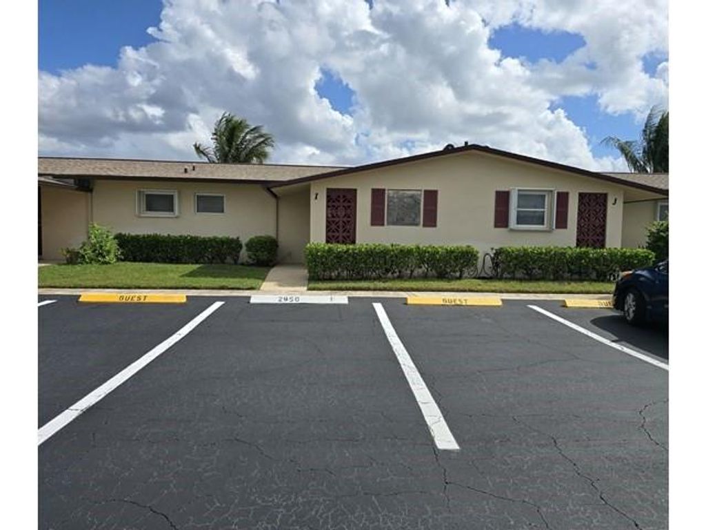Photo of 2950 E Crosley Dr #I, West Palm Beach, FL 33415 (MLS # F10533456)
