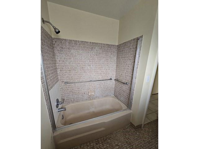 Crosley Villas East - Residential