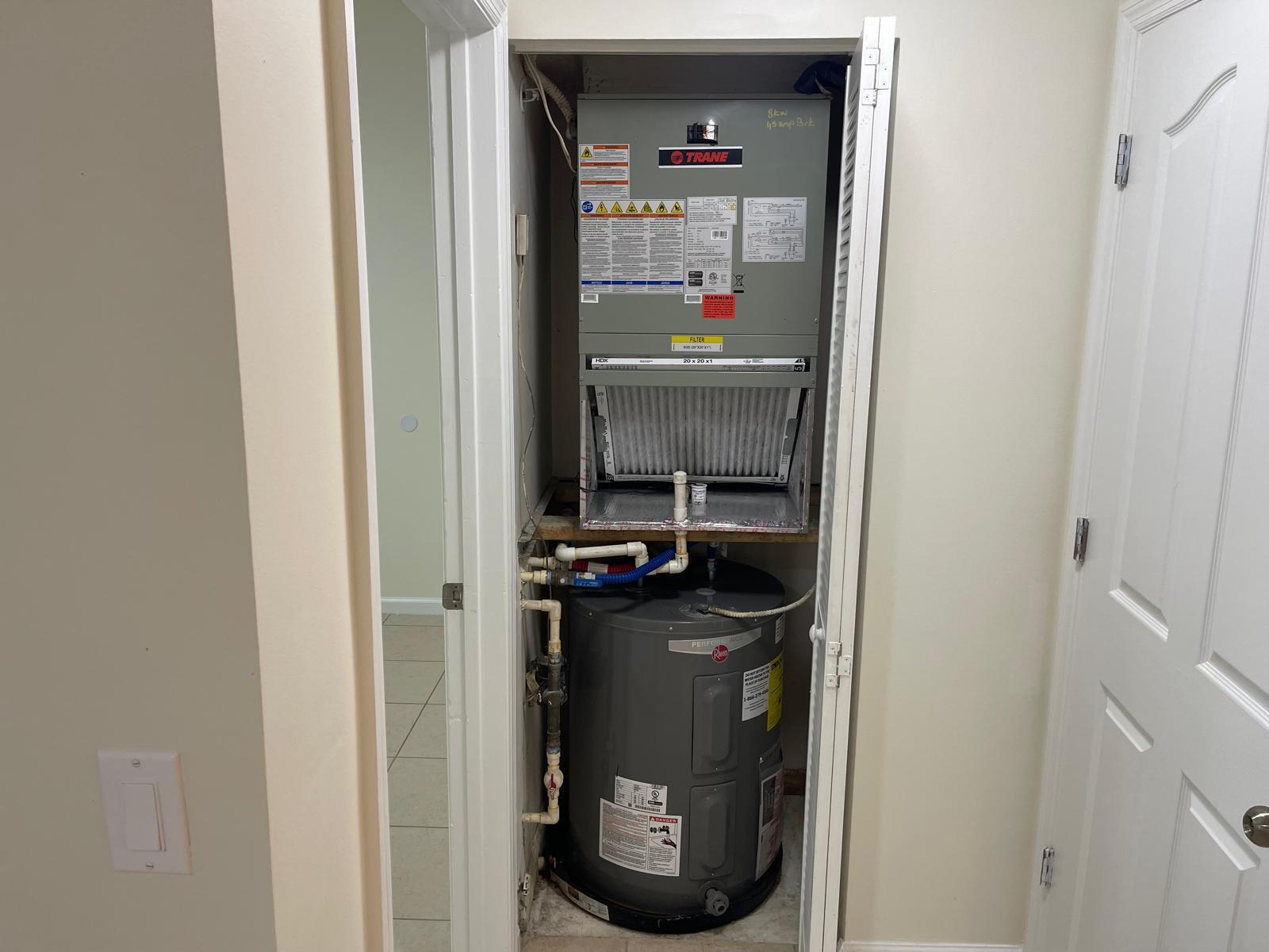 MEZZANO CONDO - Residential Lease