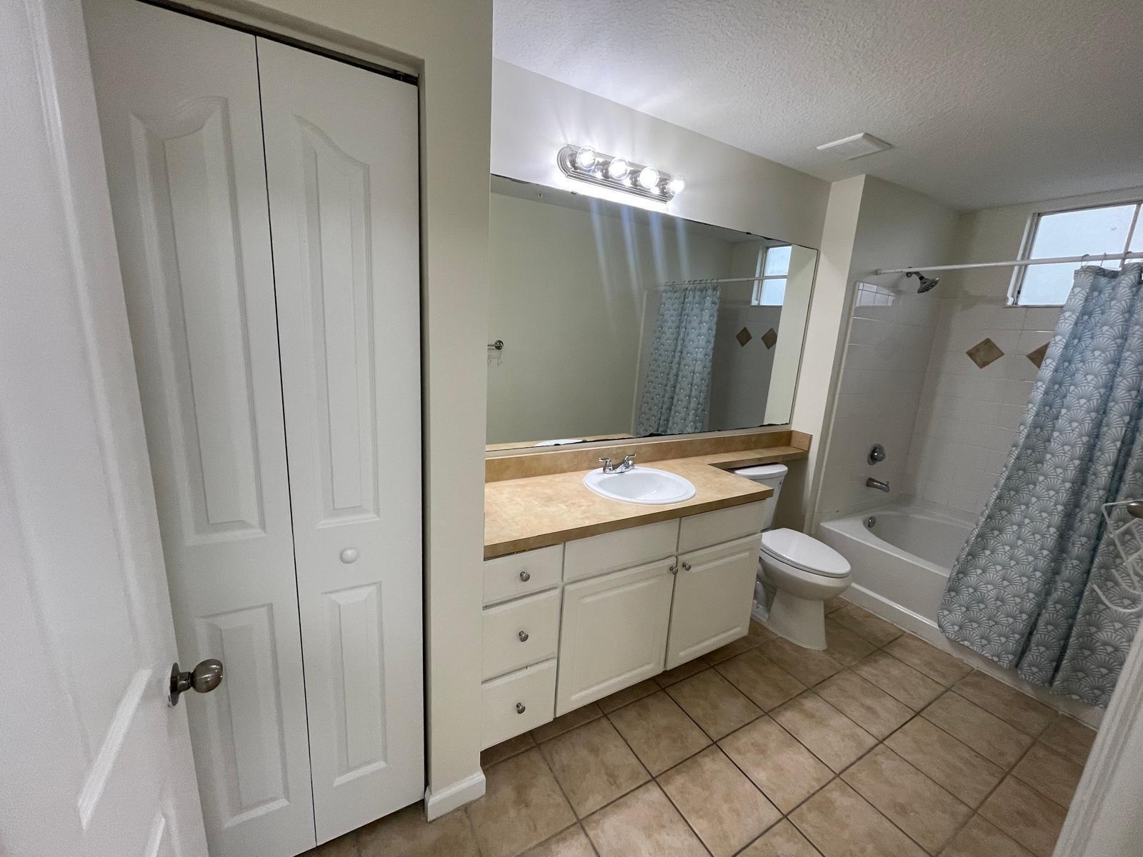 MEZZANO CONDO - Residential Lease