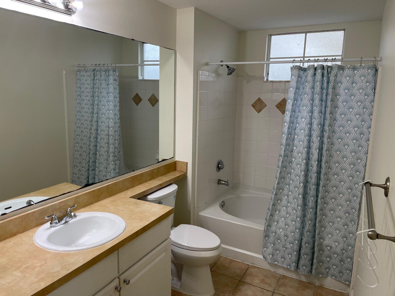 MEZZANO CONDO - Residential Lease