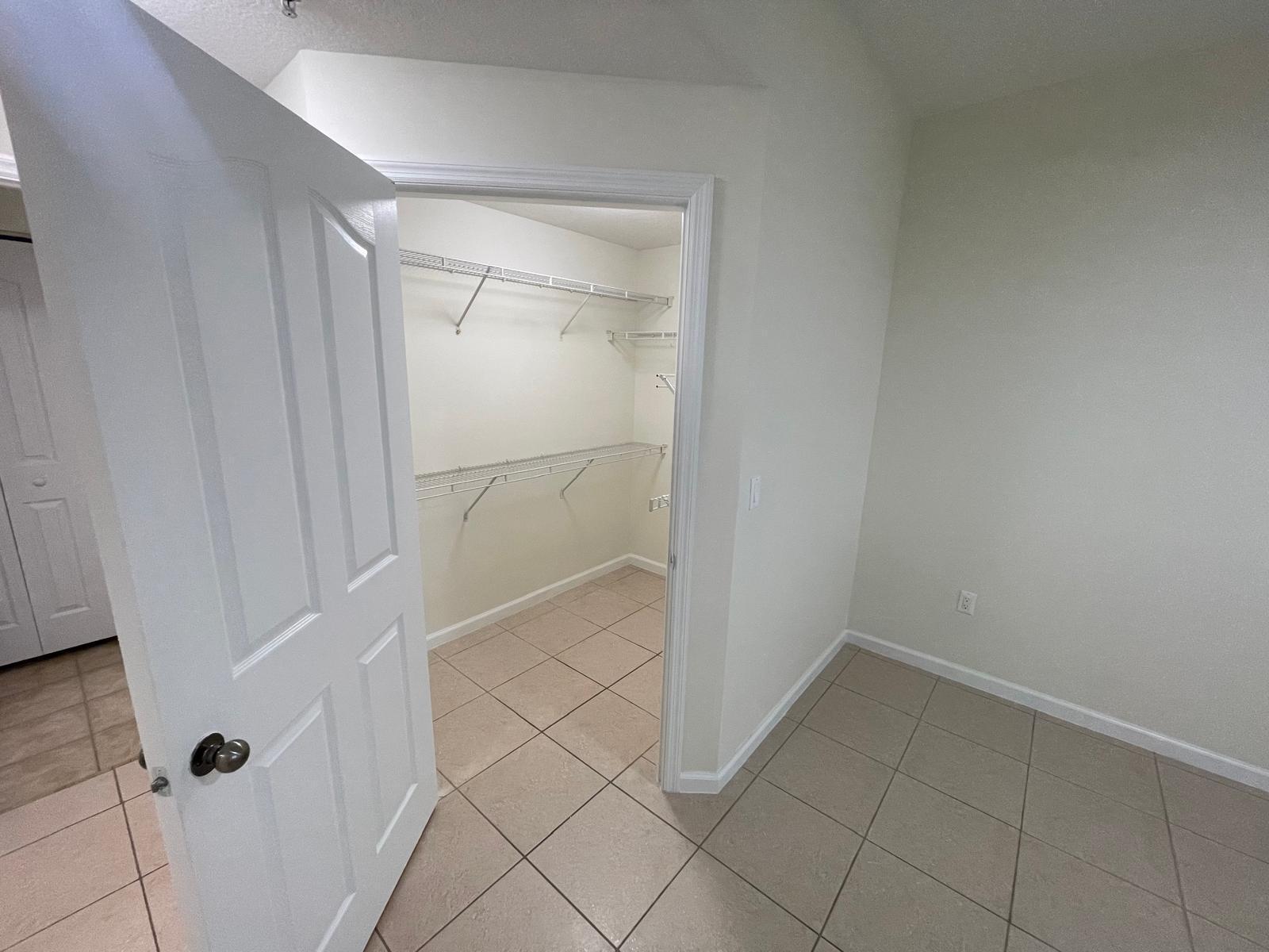 MEZZANO CONDO - Residential Lease