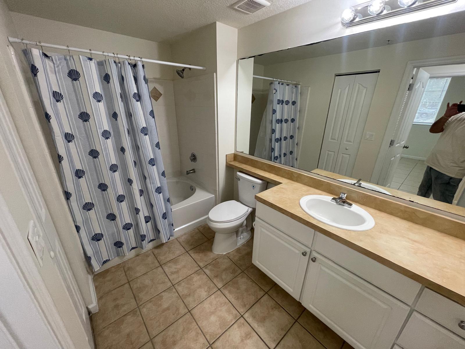 MEZZANO CONDO - Residential Lease