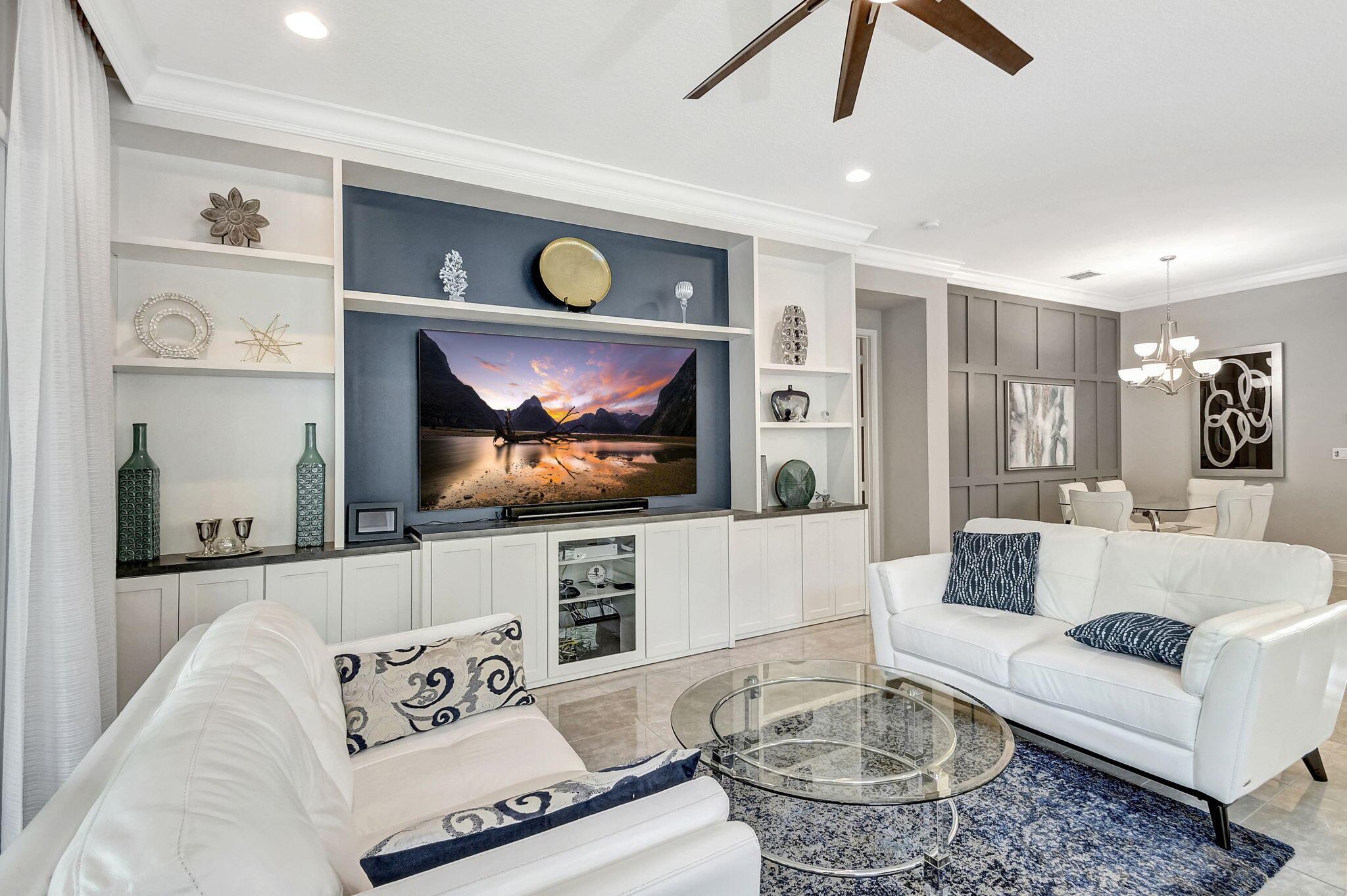 VALENCIA COVE - Residential