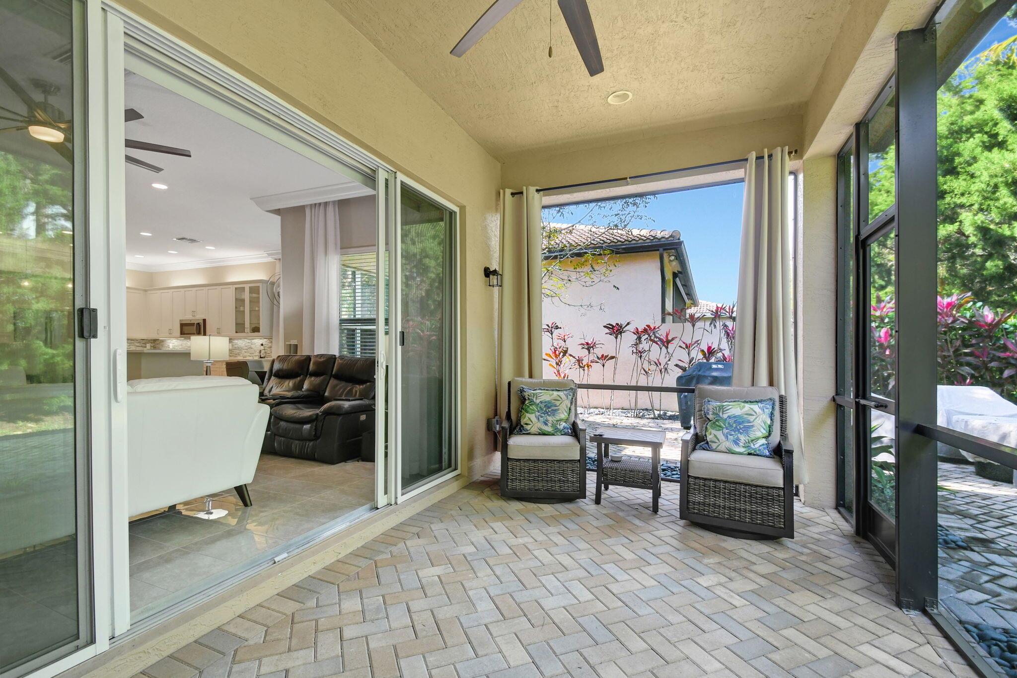 VALENCIA COVE - Residential