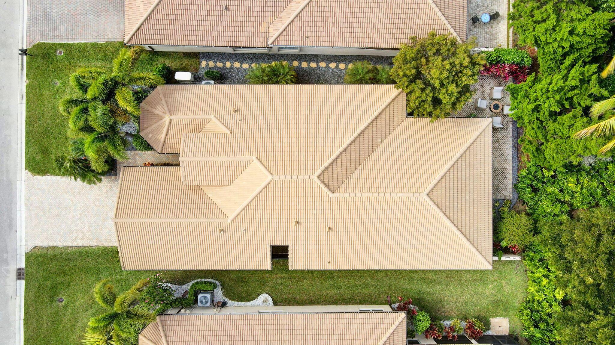 VALENCIA COVE - Residential