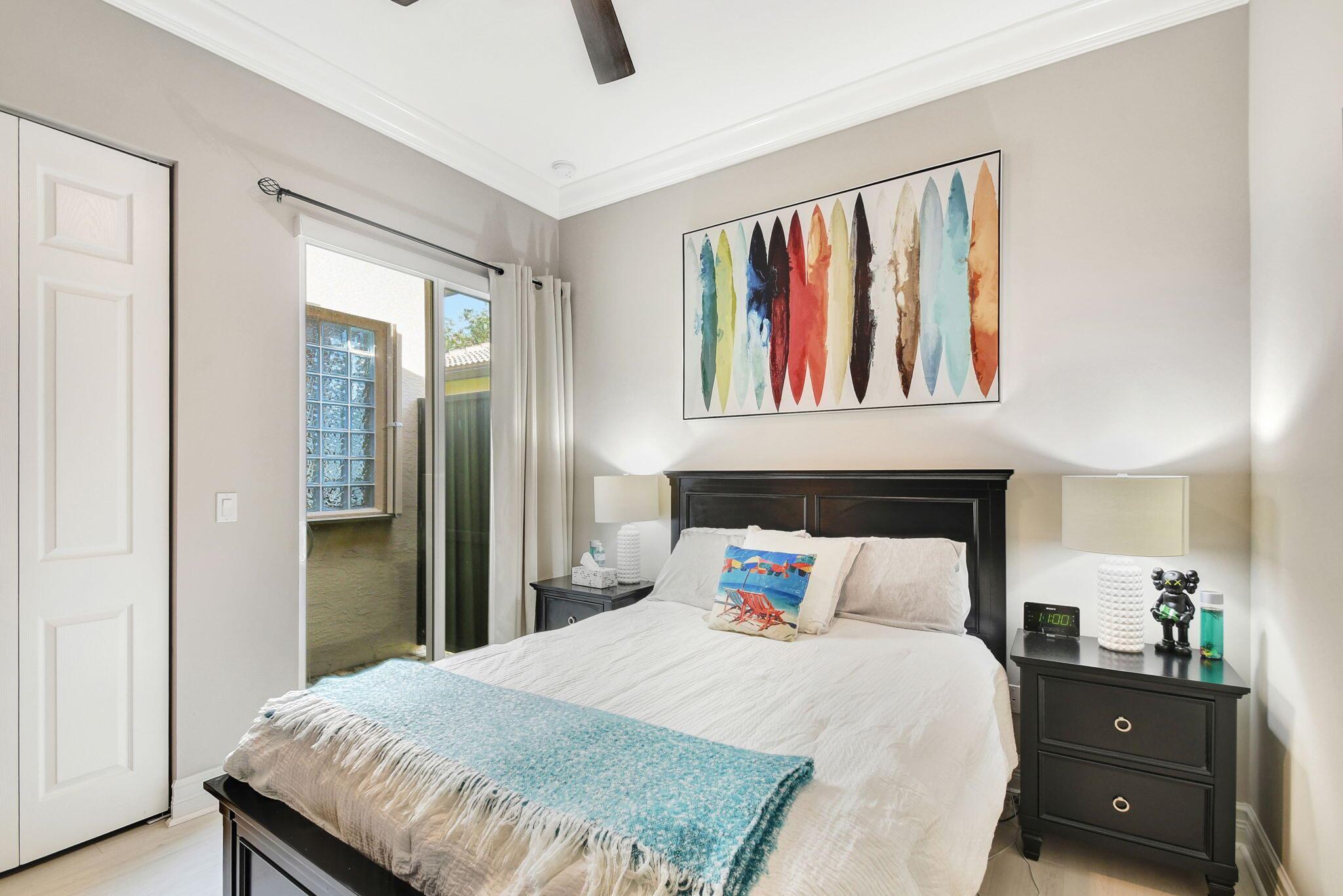 VALENCIA COVE - Residential