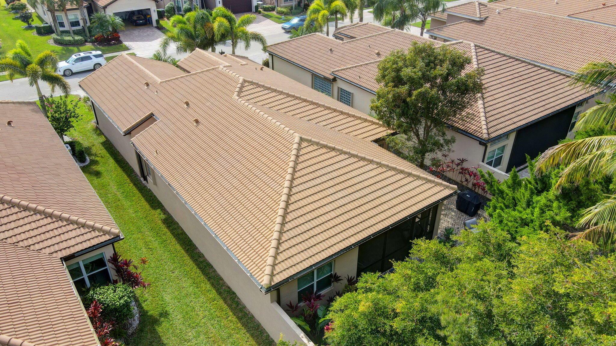 VALENCIA COVE - Residential