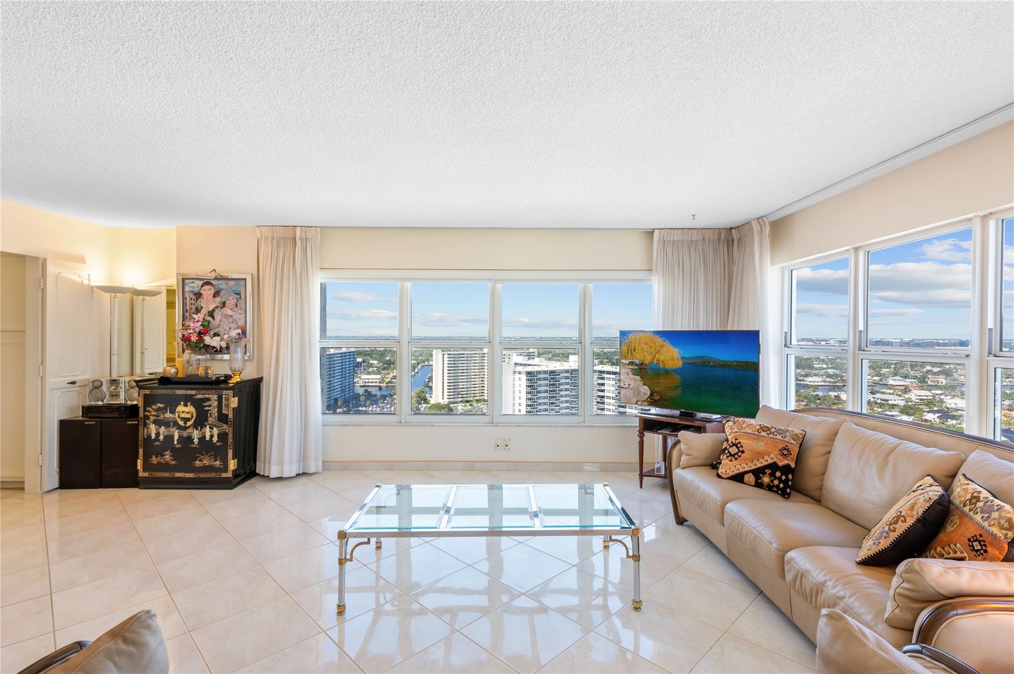 Playa Del Sol - Residential